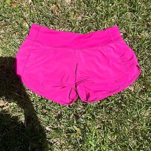 lululemon ripened raspberry 2.5’ speed up shorts